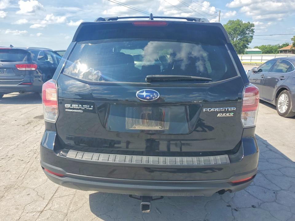 2017 Subaru Forester VIN JF2SJAEC5HH419703 COPART salvage auction — SIDE, Salvage Title, sold $2,150 on 2026-07-13 (photo 6)