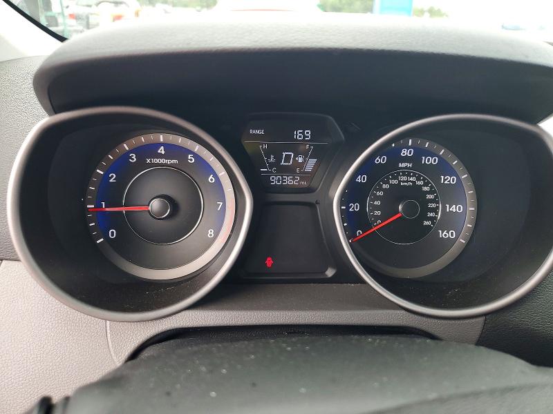 2015 Hyundai Elantra VIN KMHDH4AE1FU278933 COPART salvage auction — REAR END, FL - CERT OF TITLE SLVG REBUILDABLE, sold $1,250 on 2026-07-31 (photo 9)