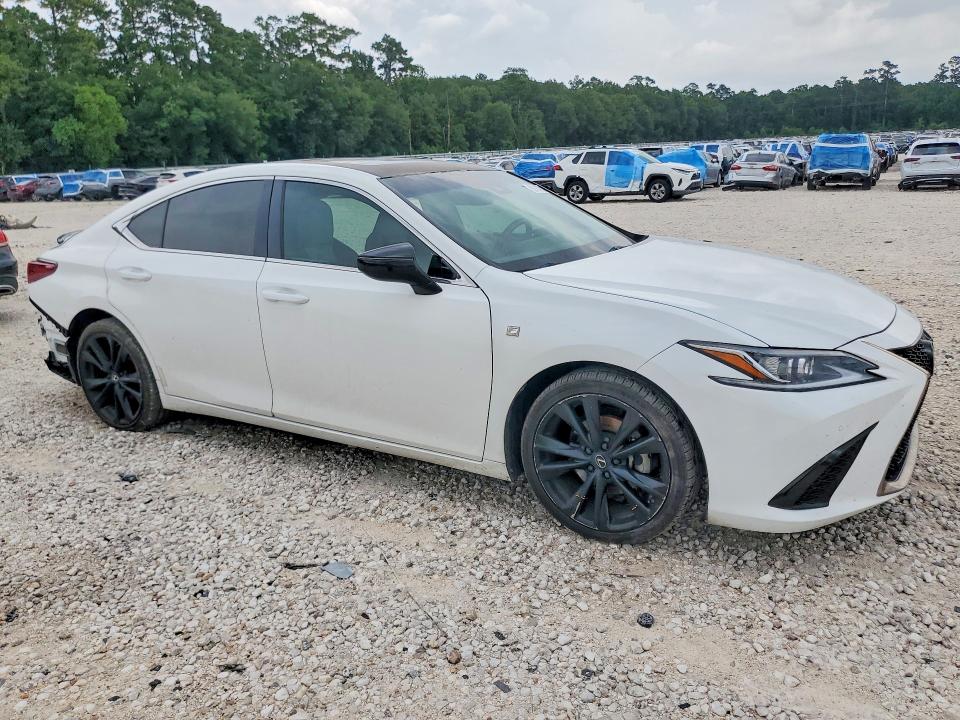 2021 Lexus ES VIN 58AHZ1B12MU091165 COPART salvage auction — SIDE, Tx - Certificate Of Title, sold $17,100 on 2026-08-25 (photo 4)