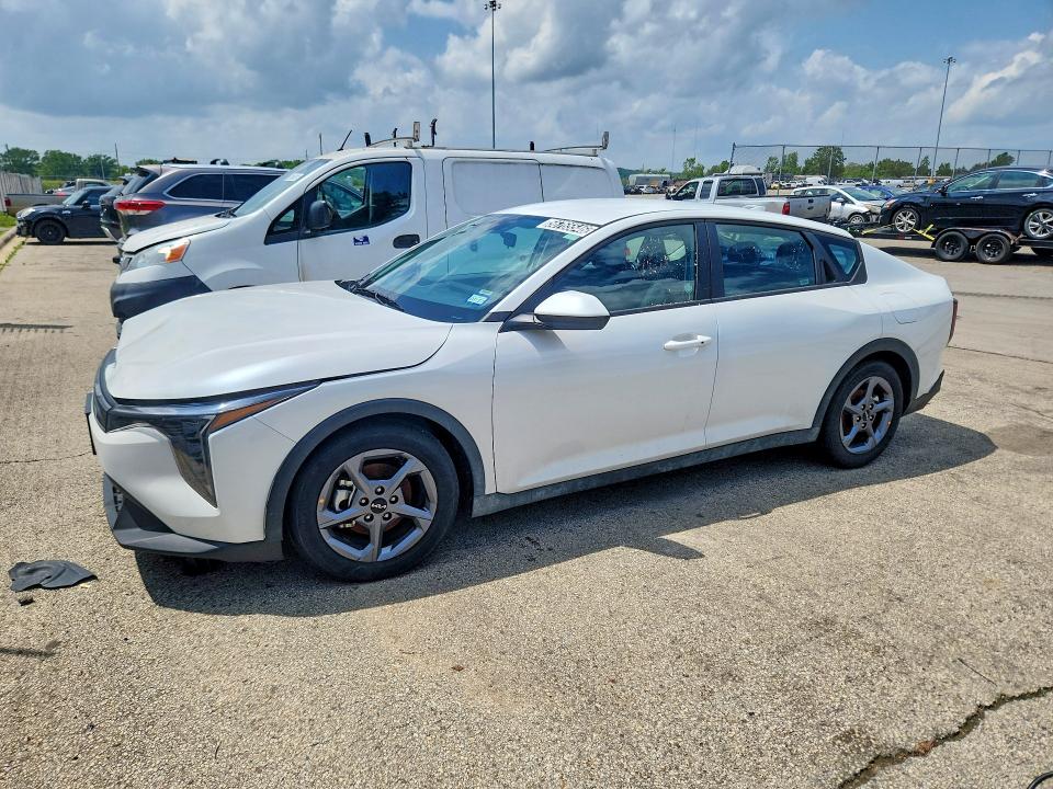 2025 Kia K4 VIN 3KPFT4DE8SE098400 COPART salvage auction — FRONT END, TX - SALVAGE VEHICLE TITLE, sold $7,200 on 2026-07-27 (photo 1)