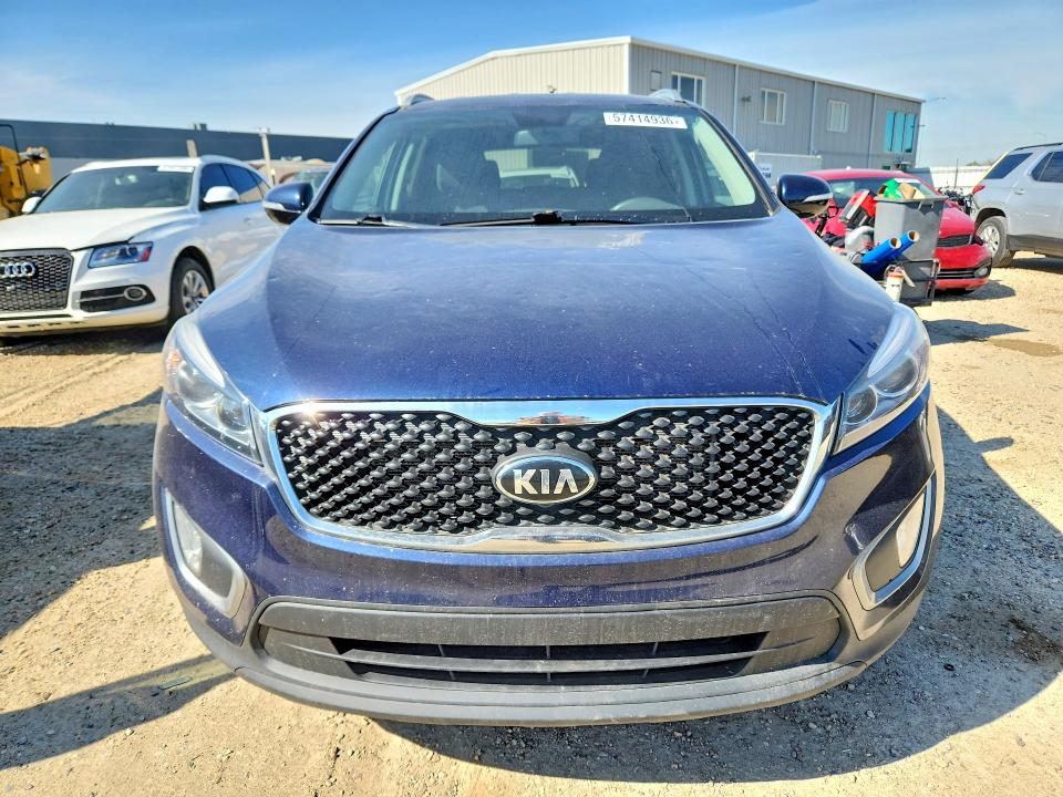 2016 Kia Sorento VIN 5XYPGDA35GG050052 COPART salvage auction — HAIL, Ab - Bos - Active, sold $3,900 on 2026-07-03 (photo 5)
