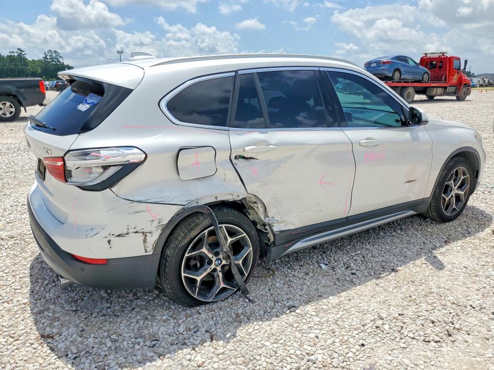 2017 BMW VIN WBXHT3C38H5F87991 COPART salvage auction — SIDE, Tx - Salvage Vehicle Title, sold $2,500 on 2026-07-02 (photo 3)