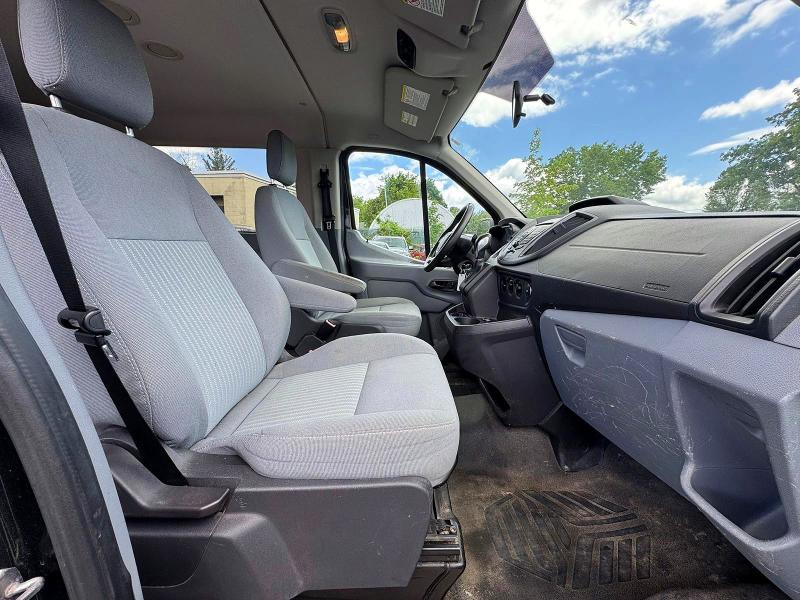 2016 Ford Transit VIN 1FMZK1YM2GKA35213 COPART salvage auction — NORMAL WEAR, ME - CERTIFICATE OF TITLE (P), sold $6,900 on 2026-07-02 (photo 5)