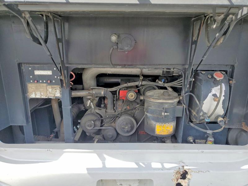 2003 Spartan Unknown VIN 4VZBR24913C042097 COPART salvage auction — REAR END, NC - SALVAGE CERTIFICATE OF TITLE, sold $3,150 on 2026-07-30 (photo 7)