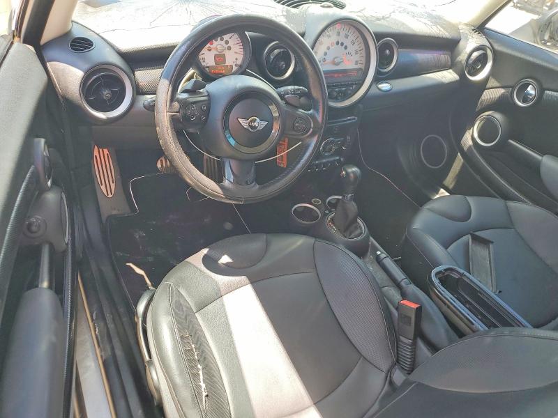 2012 Mini Cooper VIN WMWZG3C51CTY37500 COPART salvage auction — HAIL, Mo - Salvage Certificate Of Title, sold $550 on 2026-07-06 (photo 8)