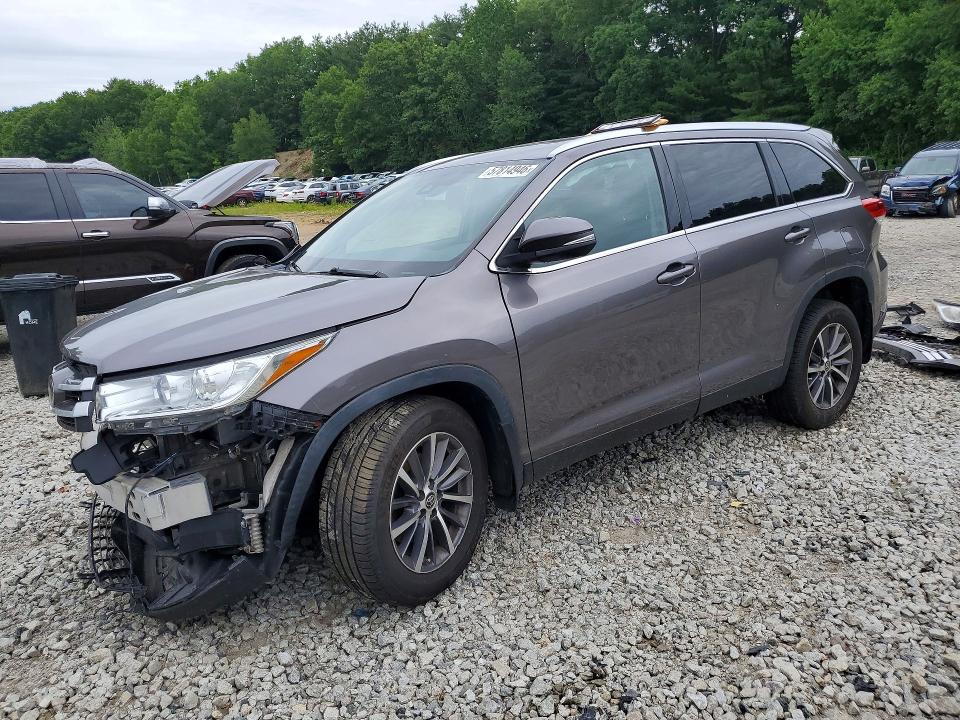 2019 Toyota Highlander VIN 5TDJZRFH1KS700363 COPART salvage auction — FRONT END, MA - CERT OF TITLE-SALVAGE (P), sold $375 on 2026-07-23 (photo 1)