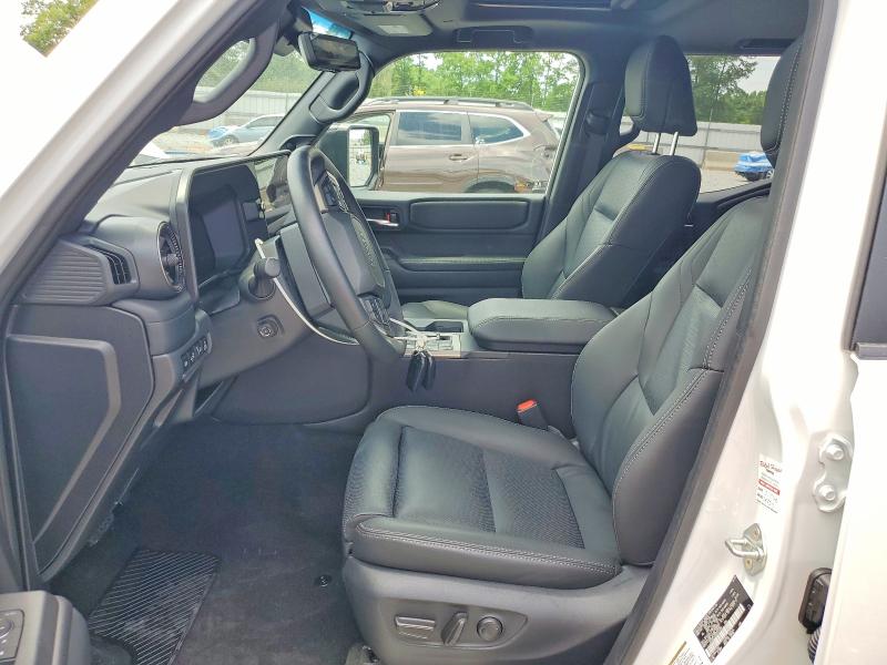 2025 Toyota Land cruiser VIN JTEABFAJ0S5015320 COPART salvage auction — REAR END, Sc - Cert Of Title-Salvage, sold $41,750 on 2026-07-08 (photo 7)