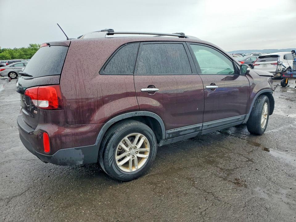 2015 Kia Sorento VIN 5XYKT3A64FG553970 COPART salvage auction — FRONT END, Pa - Certificate Of Salvage, sold $575 on 2026-07-02 (photo 3)