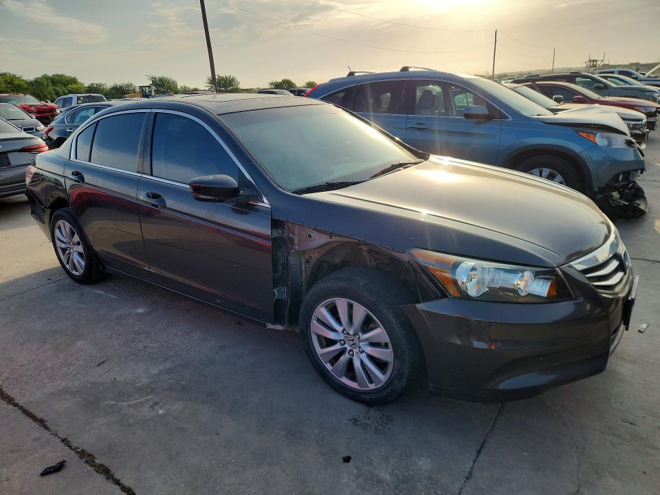 2011 Honda Accord VIN 1HGCP2F89BA071424 COPART salvage auction — FRONT END, Tx - Nonrepairable Title, sold $900 on 2026-07-02 (photo 4)