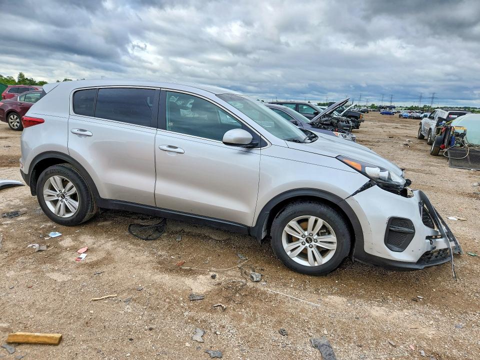 2017 Kia VIN KNDPM3AC9H7239322 COPART salvage auction — FRONT END, Il - Salvage Certificate, sold $2,800 on 2026-07-21 (photo 4)