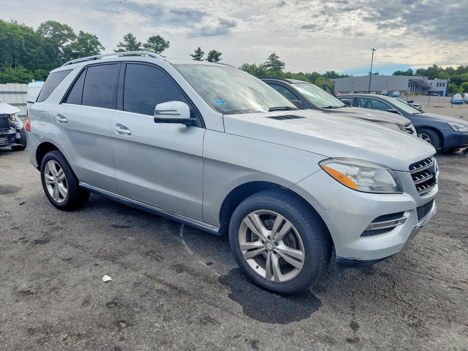 2015 Mercedes-benz VIN 4JGDA5HB6FA512524 COPART salvage auction — NORMAL WEAR, Ri - Certificate Of Title, sold $3,550 on 2026-07-02 (photo 4)