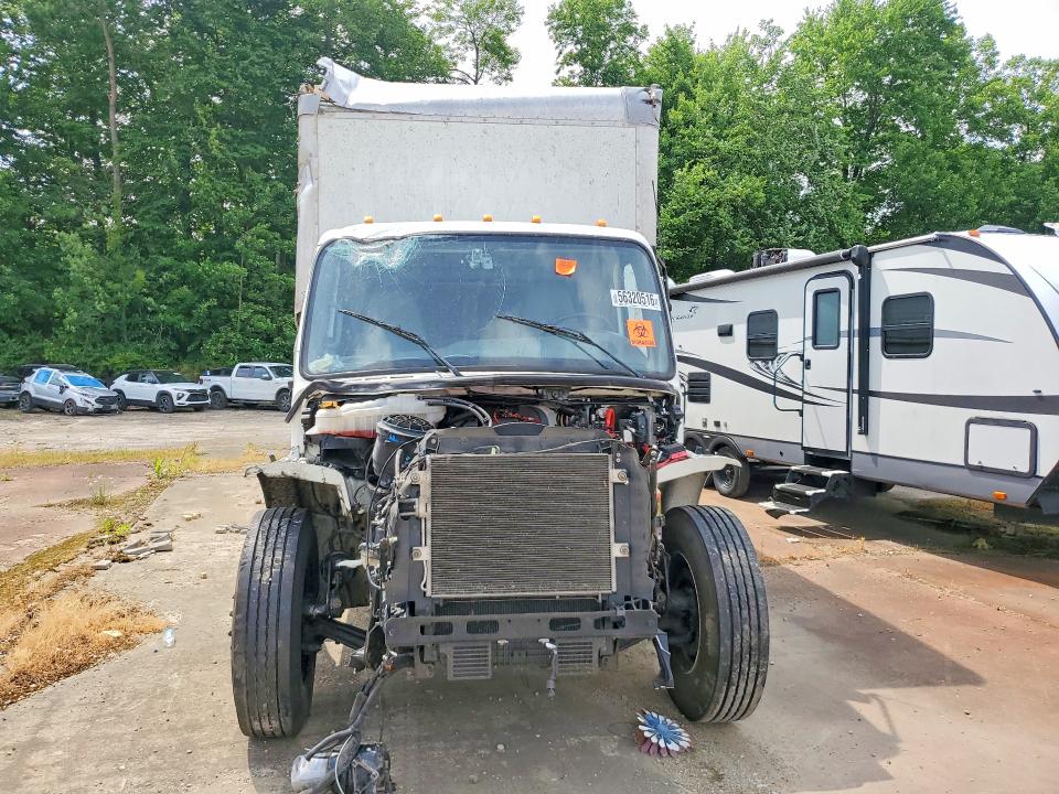 2022 Frht - freightliner VIN 3ALACWFC1NDMV5345 COPART salvage auction — ROLLOVER, PA - CERTIFICATE OF SALVAGE, sold $80 on 2026-07-29 (photo 5)
