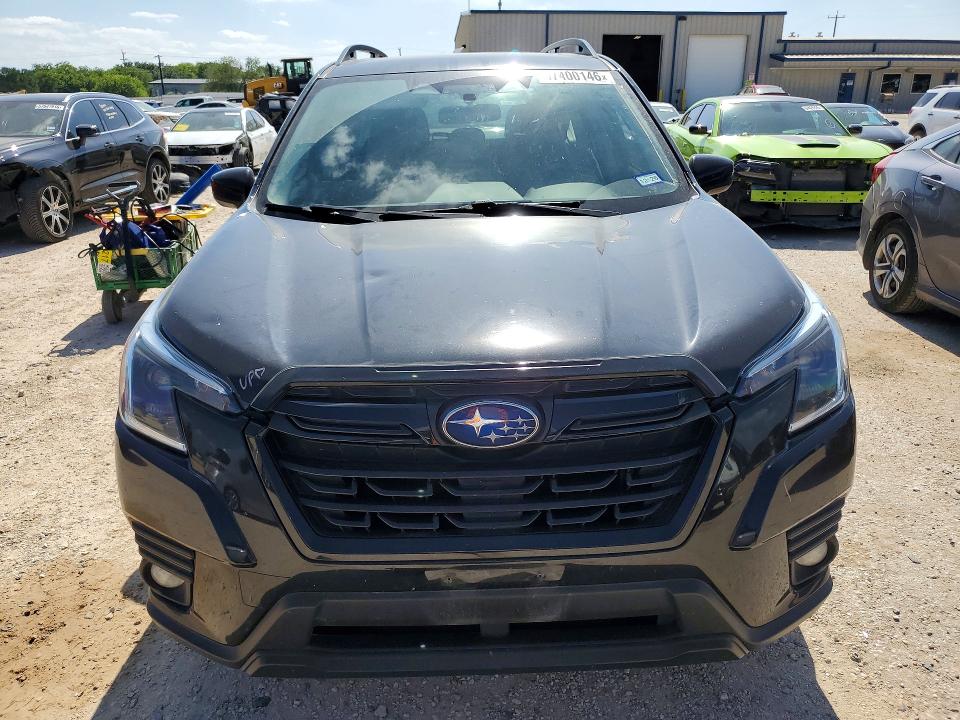 2022 Subaru Forester VIN JF2SKAEC7NH405214 COPART salvage auction — SIDE, Tx - Salvage Vehicle Title, sold $10 on 2026-07-30 (photo 5)