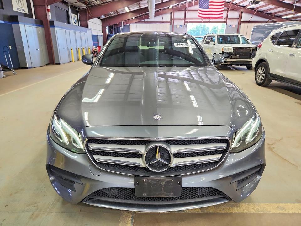 2017 Mercedes-benz E-class VIN WDDZF4KB9HA030976 COPART salvage auction — MINOR DENT/SCRATCHES, Ct - Certificate Of Title (P), sold $8,400 on 2026-07-11 (photo 5)