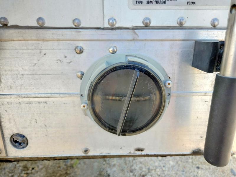 2025 Utility trailer mfg VIN 1UYVS2537S6353707 COPART salvage auction — NORMAL WEAR, AZ - CERT OF TITLE - SALVAGE, sold $1,250 on 2026-07-09 (photo 8)