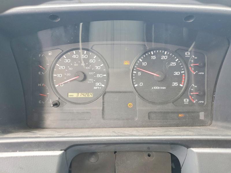2010 Mitsubishi Fm65f VIN JL6FJP1E7AK008264 COPART salvage auction — MINOR DENT/SCRATCHES, FL - CERTIFICATE OF TITLE, sold $2,350 on 2026-07-29 (photo 9)