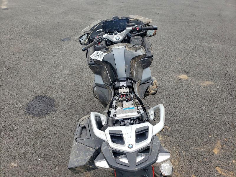 2024 BMW R 1250 VIN WB10L0307R6K51737 COPART salvage auction — ALL OVER, WA - BILL OF SALE, sold $1,700 on 2026-07-30 (photo 6)