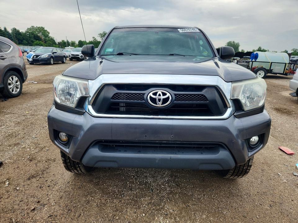 2015 Toyota Tacoma VIN 5TFJU4GNXFX069960 COPART salvage auction — REAR END, Il - Salvage Certificate, sold $8,300 on 2026-07-30 (photo 5)