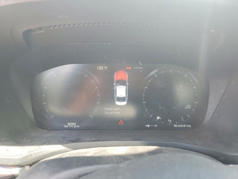 2022 Volvo S60 VIN 7JRL12FLXNG165397 COPART salvage auction — MINOR DENT/SCRATCHES, Nc - Dealer Only Clean Title, sold $5,200 on 2026-07-13 (photo 9)