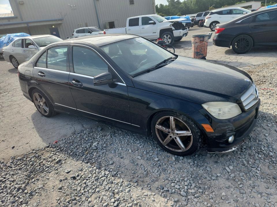 2010 Mercedes-benz C class VIN WDDGF8BB6AR106711 COPART salvage auction — FRONT END, Tn - Certificate Of Title, sold $625 on 2026-07-07 (photo 4)