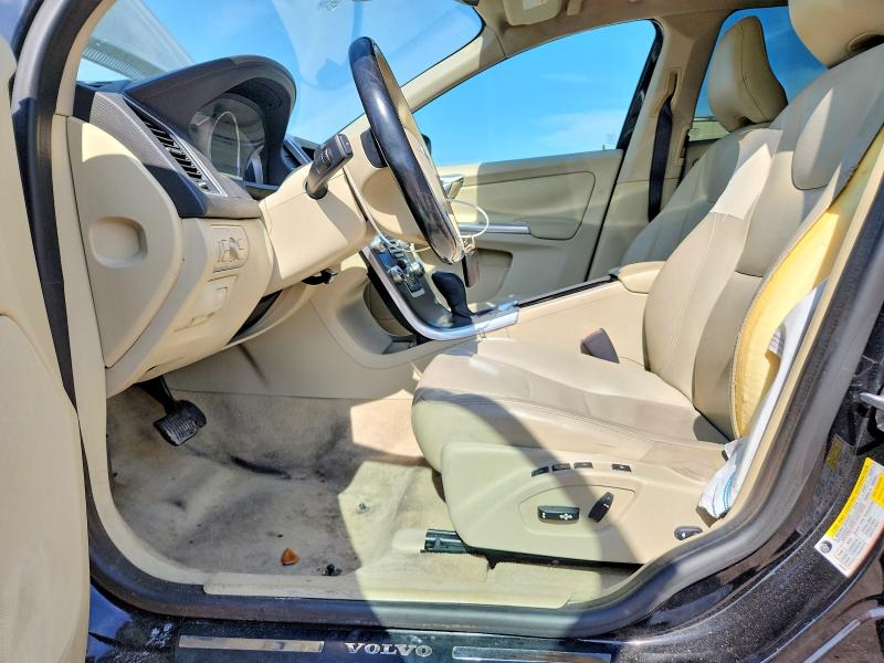 2016 Volvo Xc60 VIN YV440MDK1G2787976 COPART salvage auction — REAR END, Fl - Cert Of Title Slvg Rebuildable, sold $1,350 on 2026-08-18 (photo 7)