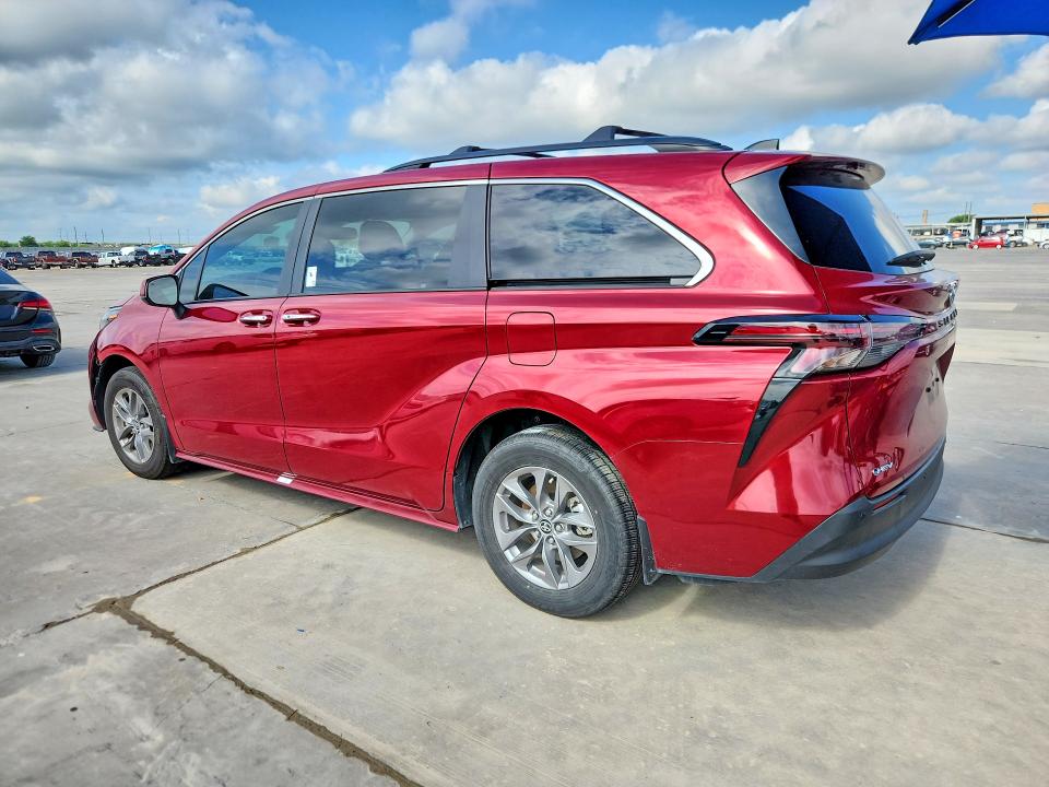 2025 Toyota Sienna VIN 5TDYRKEC4SS275071 COPART salvage auction — FRONT END, Tx - Salvage Vehicle Title, sold $20,000 on 2026-07-09 (photo 2)
