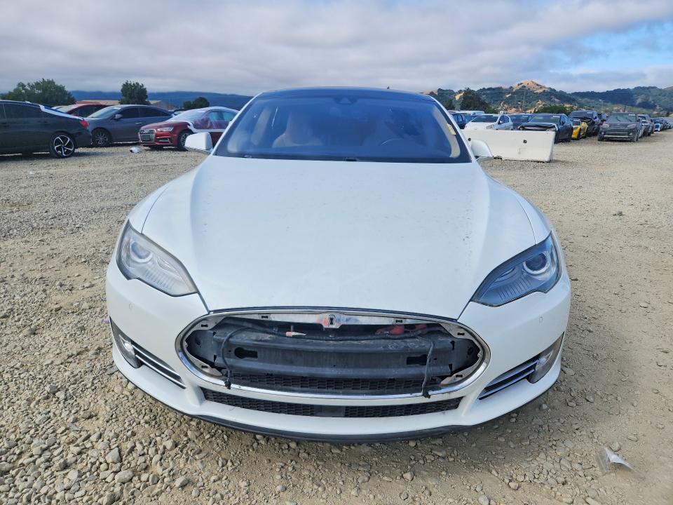 2015 Tesla VIN 5YJSA1H19FFP73861 COPART salvage auction — REAR END, CA - SALVAGE CERTIFICATE, sold $3,300 on 2026-07-16 (photo 5)