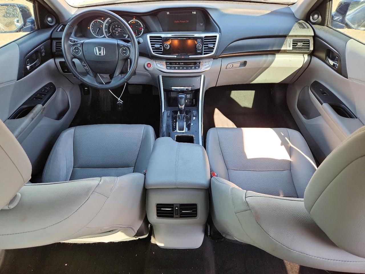 2015 Honda Accord VIN 1HGCR2F89FA042053 COPART salvage auction — Rear End, IL - SALVAGE CERTIFICATE, sold $2,750 on 2026-07-02 (photo 8)