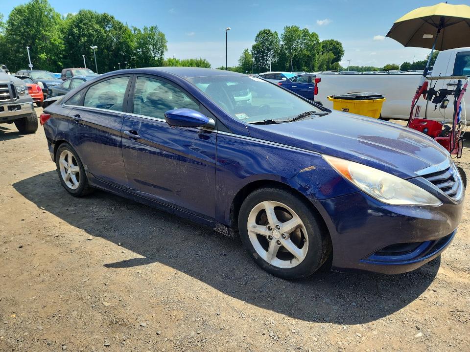2011 Hyundai Sonata VIN 5NPEB4AC5BH274686 COPART salvage auction — REAR END, MA - CERTIFICATE OF TITLE, sold $900 on 2026-07-09 (photo 4)