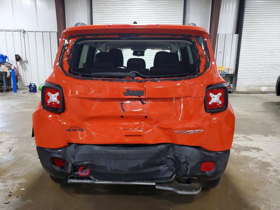 2021 Jeep Renegade VIN ZACNJDC14MPM12451 COPART salvage auction — REAR END, Pa - Certificate Of Salvage, sold $4,550 on 2026-08-05 (photo 6)