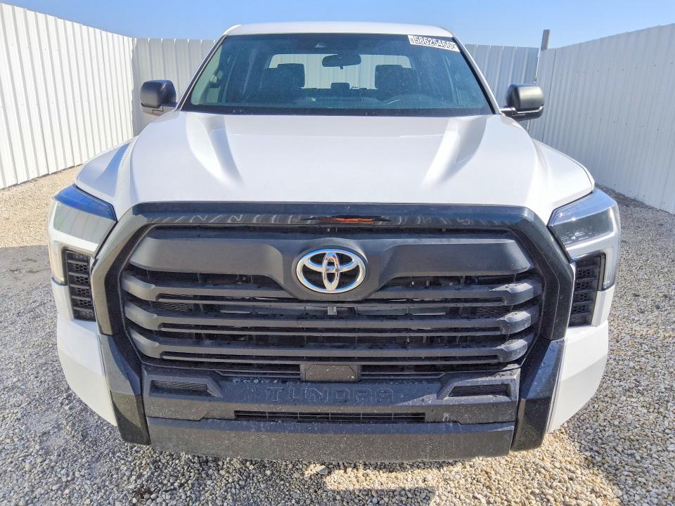 2026 Toyota Tundra VIN 5TFKB5DB1TX339955 COPART salvage auction — SIDE, Fl - Certificate Of Title, sold $27,250 on 2026-07-21 (photo 5)