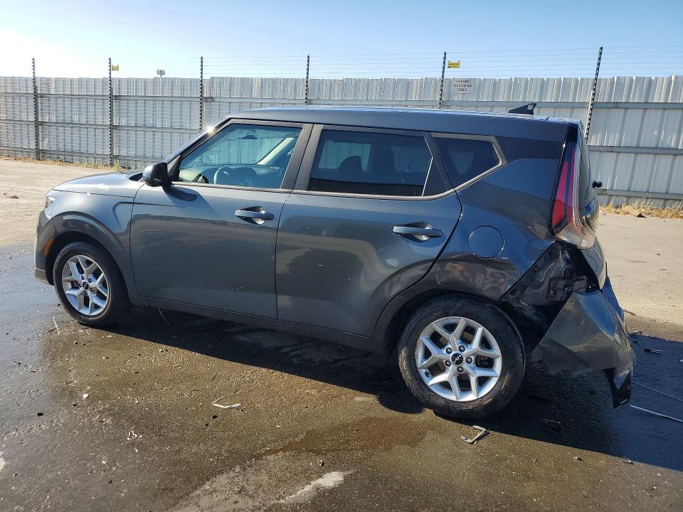 2023 Kia Soul VIN KNDJ23AU2P7881173 COPART salvage auction — REAR END, CA - SALVAGE CERTIFICATE, sold $2,350 on 2026-07-15 (photo 2)