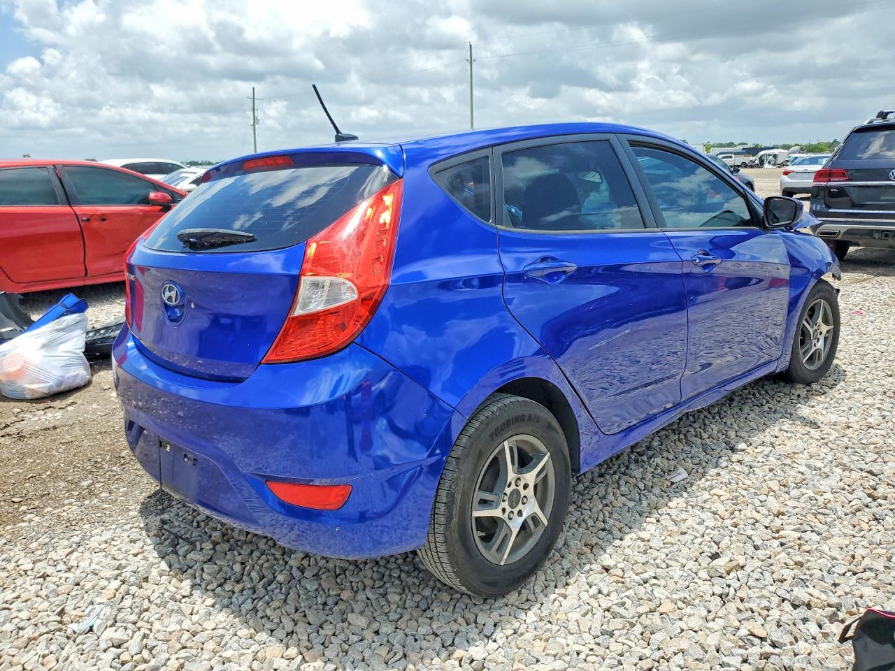 2013 Hyundai Accent VIN KMHCT5AE2DU118878 COPART salvage auction — Front End, TX - SALVAGE VEHICLE TITLE, sold $625 on 2026-07-09 (photo 3)