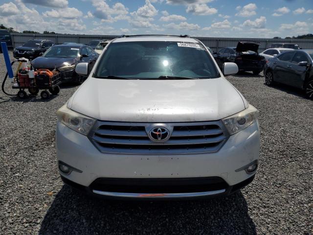 2013 Toyota VIN 5TDBK3EH8DS223103 COPART salvage auction — SIDE, Fl - Cert Of Title Slvg Rebuildable, sold $80 on 2026-07-24 (photo 5)