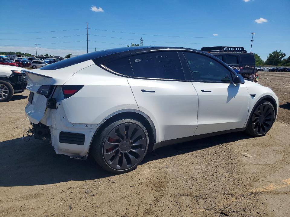 2023 Tesla Model y VIN 7SAYGDEF0PF860093 COPART salvage auction — REAR END, Mi - Cert Of Title-Salvage Vehicle, sold $3,600 on 2026-07-28 (photo 3)