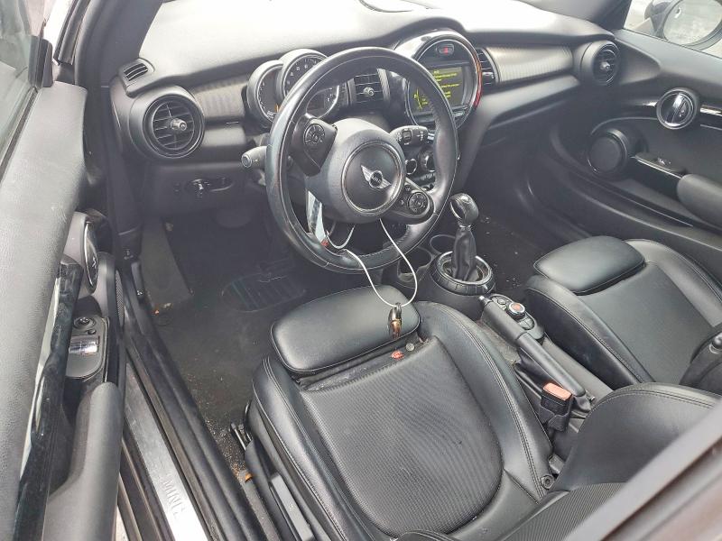 2016 Mini Cooper VIN WMWXP5C56GT739233 COPART salvage auction — FRONT END, Ca - Dis/Dlr/Exp Only Clean Title, sold $625 on 2026-07-22 (photo 8)