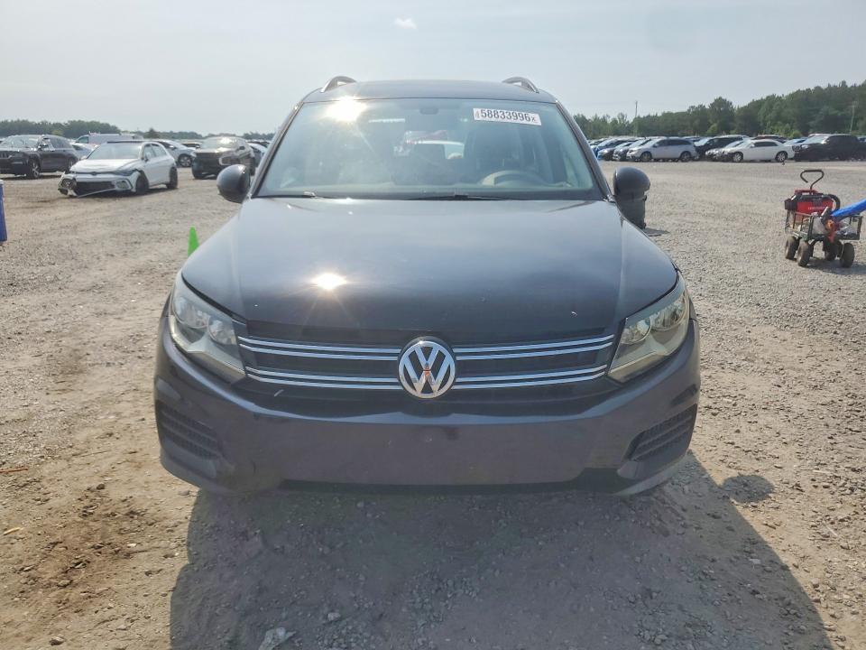 2017 Volkswagen Tiguan VIN WVGAV7AX7HK021496 COPART salvage auction — REAR END, Nc - Salvage Certificate Of Title, sold $900 on 2026-08-03 (photo 5)