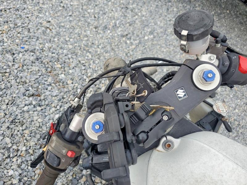2007 Suzuki Gsx-r750 VIN JS1GR7KAX72113739 COPART salvage auction — FRONT END, LA - CERT OF TITLE-SALVAGE, sold $675 on 2026-07-02 (photo 7)