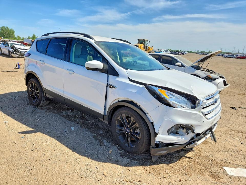 2018 Ford Escape VIN 1FMCU9GDXJUC19908 COPART salvage auction — FRONT END, Il - Salvage Certificate, sold $1,700 on 2026-07-09 (photo 4)