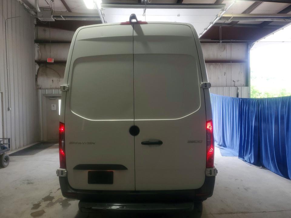 2019 Mercedes-benz VIN WD4PF0CD5KT015743 COPART salvage auction — REAR END, Ky - Certificate Of Title, sold $6,200 on 2026-07-13 (photo 6)