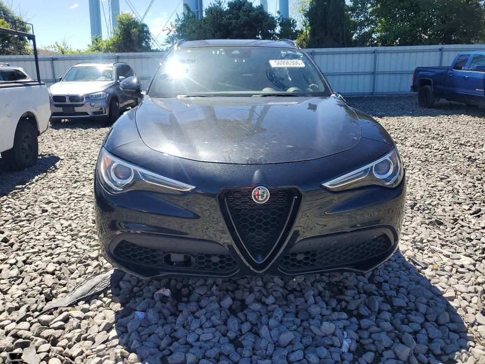 2022 Alfa romeo VIN ZASPAKAN9N7D30629 COPART salvage auction — SIDE, Wv - Certificate Of Title, sold $4,800 on 2026-07-27 (photo 5)