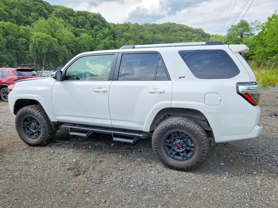 2024 Toyota 4runner VIN JTENU5JR4R6277034 COPART salvage auction — FRONT END, Nj - Cert Of Title-Salvage, sold $13,700 on 2026-07-28 (photo 2)