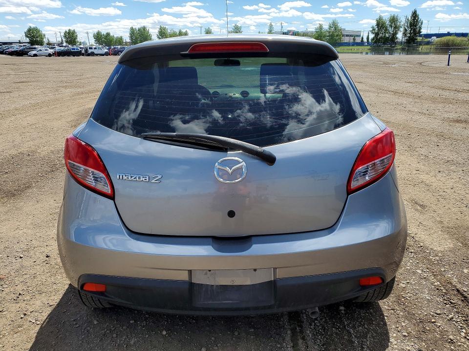 2014 Mazda 2 VIN JM1DE1KY3E0189178 COPART salvage auction — SIDE, Ab - Bos - Salvage, sold $200 on 2026-07-21 (photo 6)