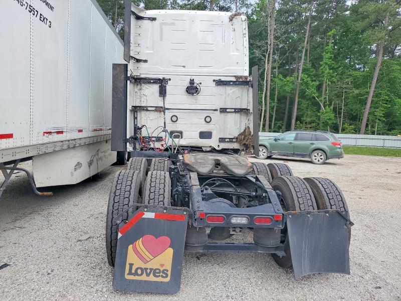 2025 Volvo VIN 4V4BC9EHXSN691504 COPART salvage auction — ROLLOVER, Fl - Certificate Of Title (P), sold $15,700 on 2026-07-21 (photo 6)