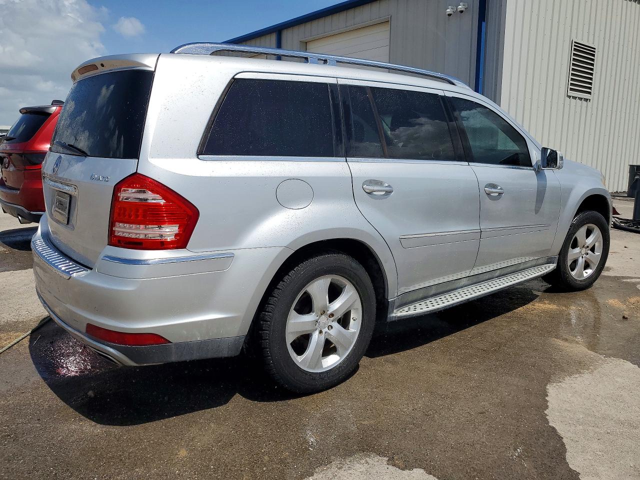 2011 Mercedes-Benz GL-Class VIN 4JGBF7BE4BA755203 COPART salvage auction — Minor Dent/Scratches, TX - CERTIFICATE OF TITLE, sold $1,200 on 2026-07-01 (photo 3)
