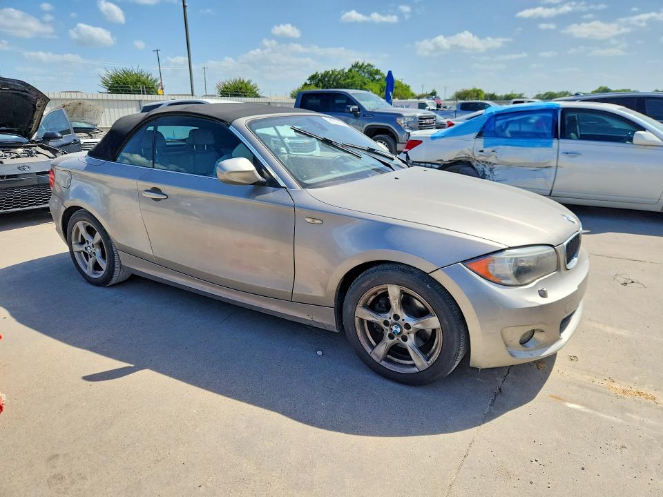 2012 BMW 1er VIN WBAUL7C56CVM83426 COPART salvage auction — REAR END, TX - SALVAGE VEHICLE TITLE, sold $600 on 2026-07-13 (photo 4)
