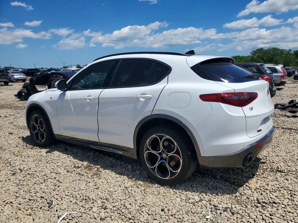 2022 Alfa romeo Stelvio VIN ZASPAKBN6N7D27556 COPART salvage auction — FRONT END, Il - Salvage Certificate, sold $11,600 on 2026-07-29 (photo 2)