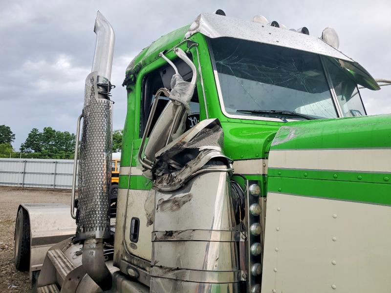 2019 Peterbilt 389 VIN 1XPXD40XXKD601935 COPART salvage auction — ROLLOVER, KY - CERT OF TITLE-SALVAGE, sold $20,200 on 2026-07-30 (photo 9)