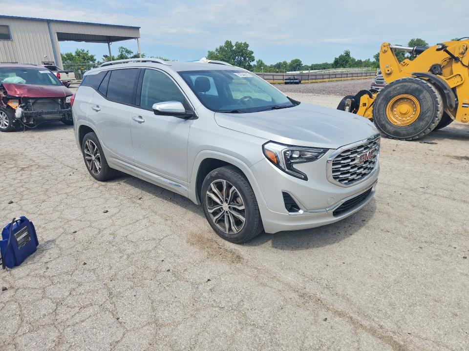 2019 Gmc Terrain VIN 3GKALSEX9KL386117 COPART salvage auction — SIDE, Salvage Title, sold $9,500 on 2026-08-20 (photo 4)