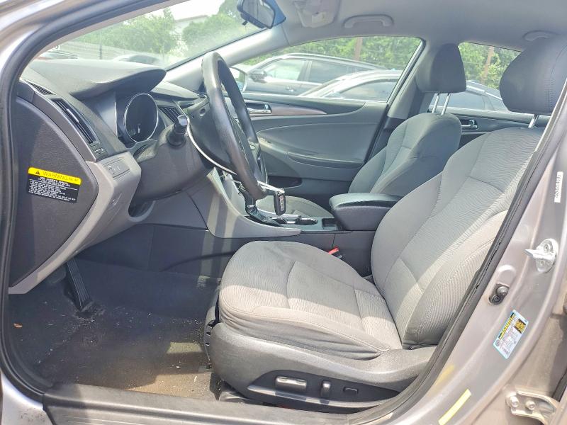 2012 Hyundai VIN KMHEC4A46CA039076 COPART salvage auction — MINOR DENT/SCRATCHES, PA - CERT OF TITLE, sold $125 on 2026-07-22 (photo 7)